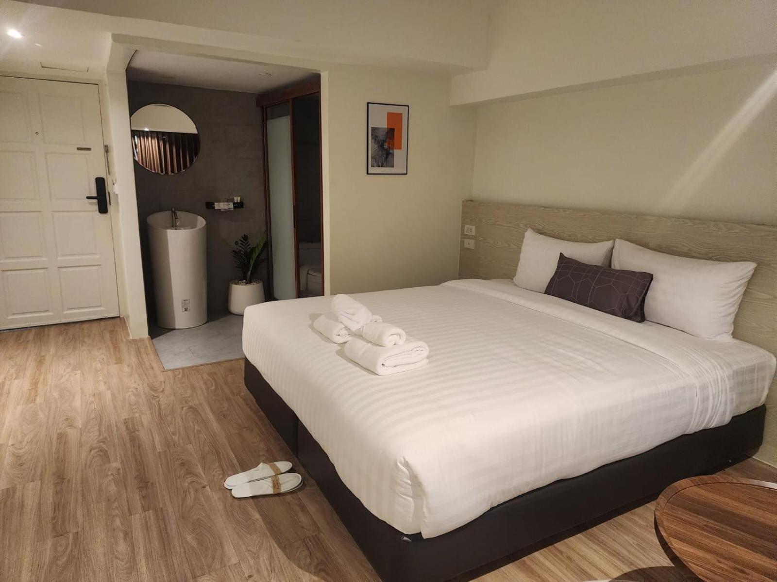 Gecko Eye Hotel Bangkok Extérieur photo